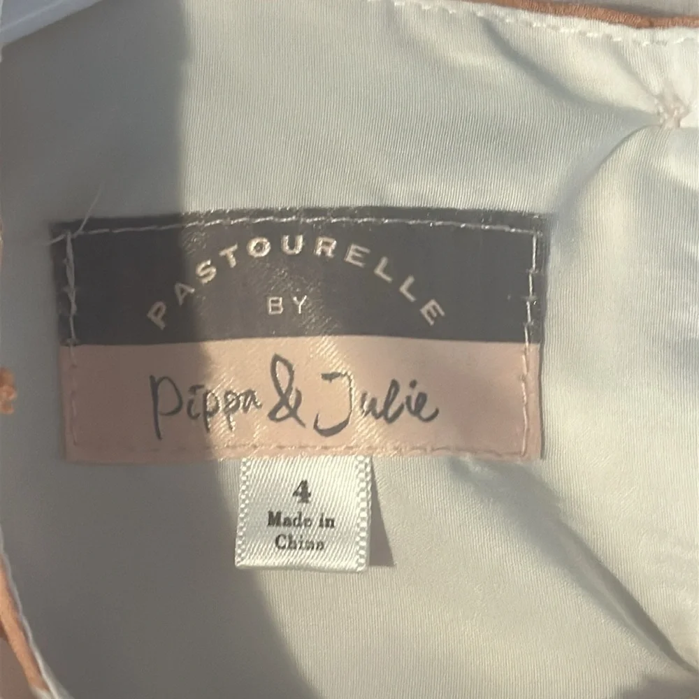 Pastourelle by Pippa & Julie White & Tan Sleeveless Sundress with Flutter Sleeve